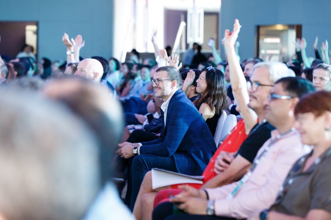 Cover image uploader